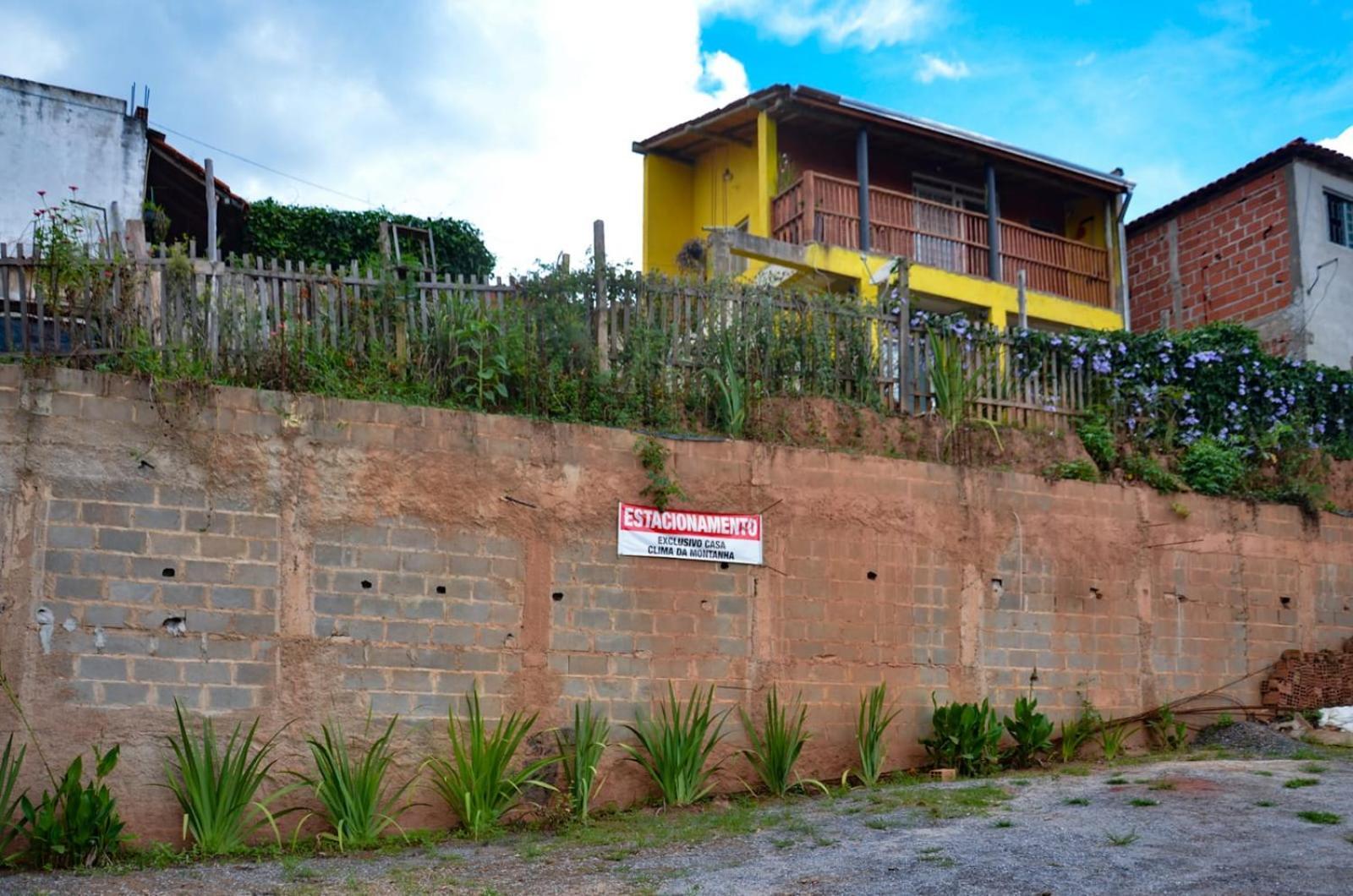 Casa Clima Da Montanha 01 *